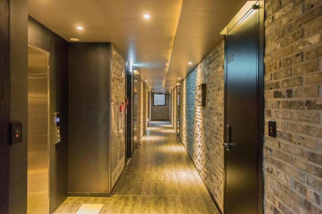 Centralperson Pyeongtaek Hotel Kültér fotó