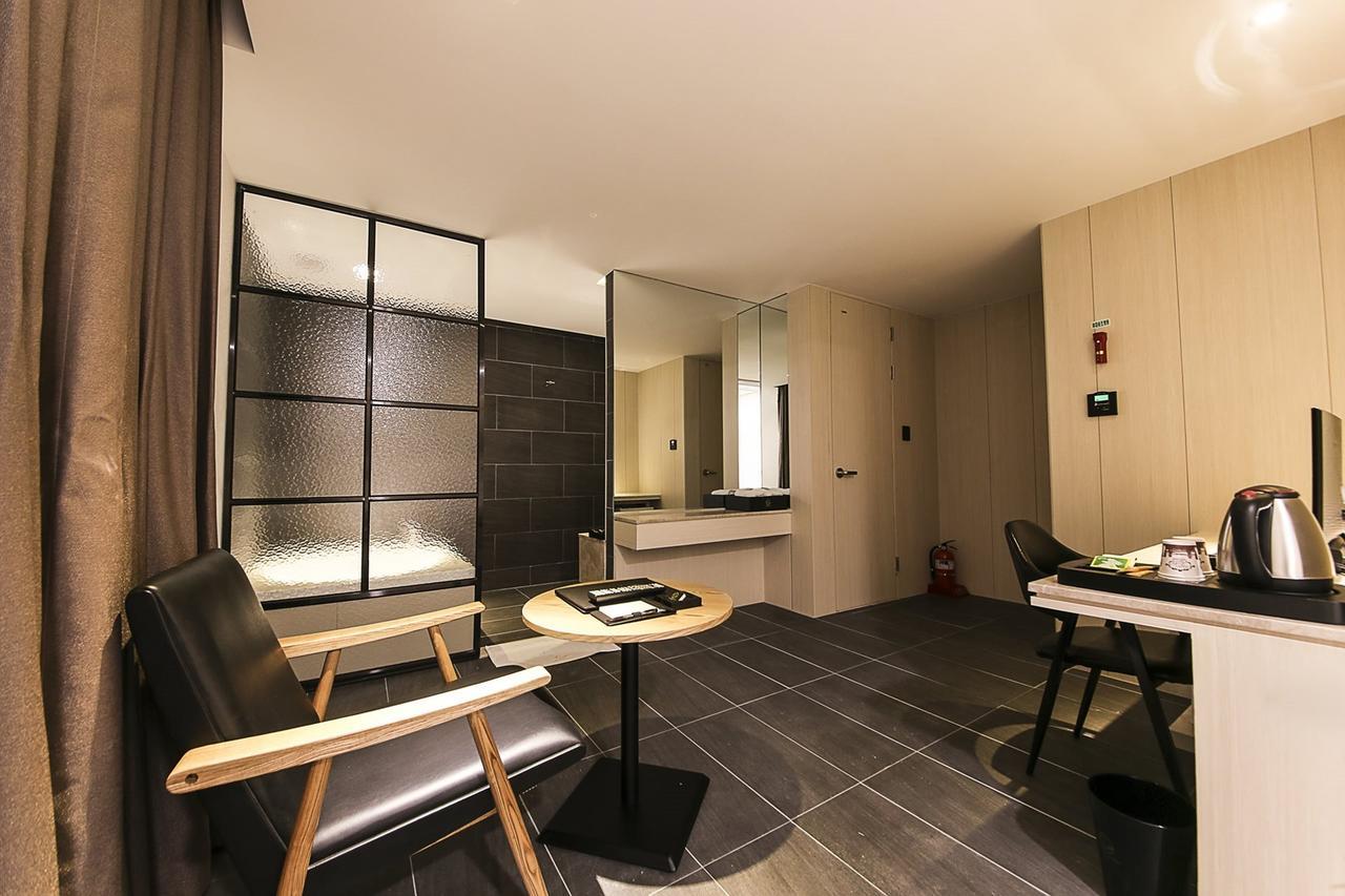 Centralperson Pyeongtaek Hotel Kültér fotó